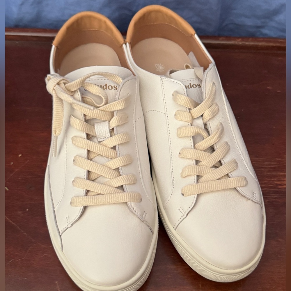 Soludos Women's Cream and Tan Sneakers